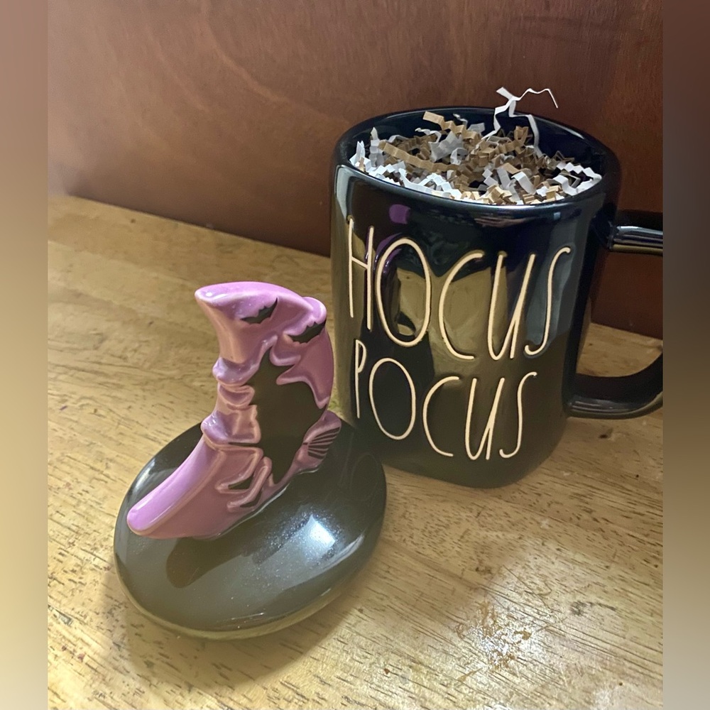 Rae Dunn Hocas Pocus Cup